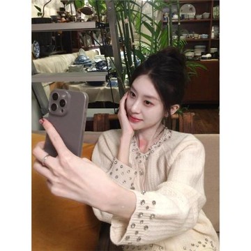 MUMU白色重工燙鉆針織打底衫女春秋新款小個子高級感減齡毛衣內搭