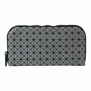 ISSEY MIYAKE  BAOBAO 幾何細方格弧型拉鍊長夾(霧泥灰)