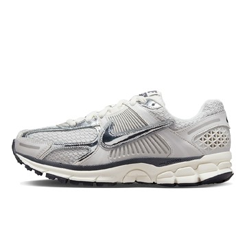 WMNS ZOOM VOMERO 5 PHOTON DUST METALLIC SILVER