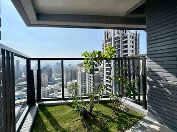 三鐵共構【鑫悦】邊間雙面採光高樓衛浴開窗3房平車｜高雄市左營區重信路