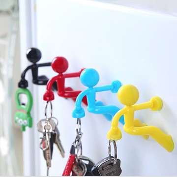 冰箱貼 爬牆小人 鑰匙圈座 鑰匙收納器 鑰匙掛鉤 收納架 鑰匙圈 立體冰箱貼 磁鐵 創意小物 新奇小物 療癒小物 鑰匙圈
