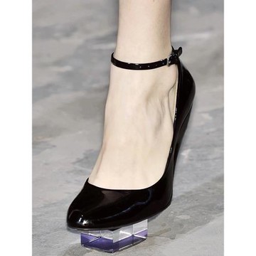 黑色腳腕一字帶圓頭細跟高跟鞋極簡風格百搭真皮女鞋OL職業小碼鞋