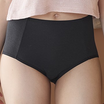 華歌爾-健康內褲-零碳天絲 M-3L中高腰三角褲(零碳黑)-NSC066BL