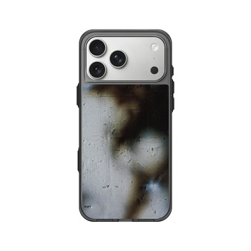 iPhone 17 Pro Max Clear (相機按鈕) 酷墨灰 - Daniel Kowacki - NASHI｜梨