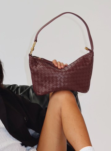 Wurli Shoulder Bag Cherry Red