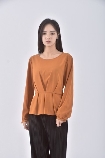 (S) rope picnic質感圓領橘色長袖上衣
