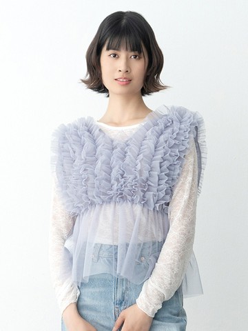 層層網紗V領背心(0S000005100) - earth music&ecology