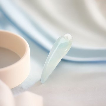 冰種飄綠翡翠龍牙 | 裸石 | 天然緬甸玉翡翠A貨 | 送禮