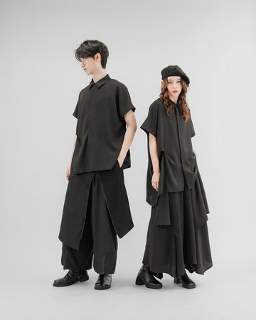 MUKK DESIGN 造型抓褶半袖襯衫