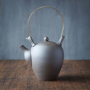 橡果壺 - 黃銅提把 - 炭灰色