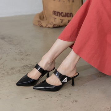 C&H 啞光全真小牛漆皮 百搭穆勒後空涼鞋-黑色 (三色可選)