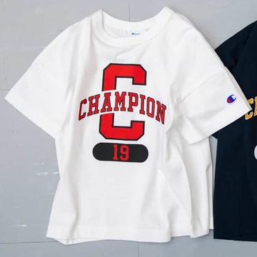 日本 BREEZE - Champion聯名 寬版落肩短袖上衣-白