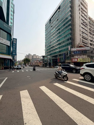 太平洋派派【慶禾財經大樓】高樓層|大坪數商辦｜台中市北區中清路一段
