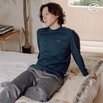 ADISI 男小高領遠紅外線彈性速乾保暖衣 AU2421013 藍墨 (M-2XL)｜磨毛 刷毛 快乾 白竹炭 消臭 抗菌 內著衣