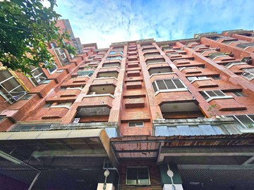 瑞隆商圈二聖輕軌明亮三房+平車｜高雄市前鎮區瑞興街