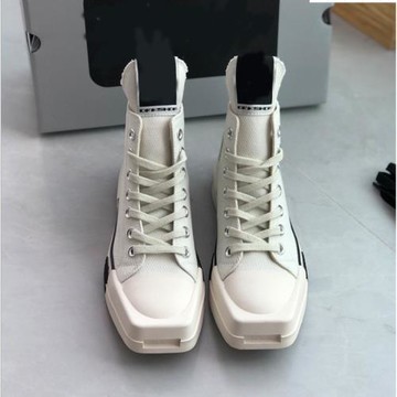 2026早春新款ins潮炸街小眾高幫帆布鞋小方頭低跟情侶休閑板鞋女