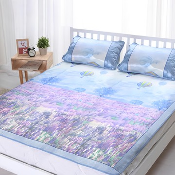 Cotton Field 棉花田傢飾 印花涼蓆加大 天然冰絲藤蓆 透氣涼爽 平滑細緻 輕鬆收納  雙人加大三件套180 x 186cm + 枕套50 x 75cm 2個  薰衣草天空