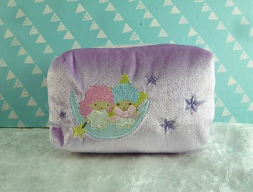 【震撼精品百貨】Little Twin Stars KiKi&LaLa 雙子星小天使 化妝包 絨毛 紫 震撼日式精品百貨