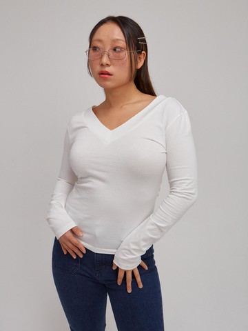 V-Neck Basic T-Shirt (White)
