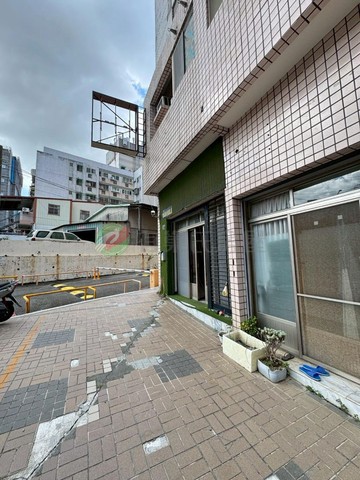 中科高投報近臺灣大道低總價店面附車位，近榮總東海｜台中市西屯區福聯街