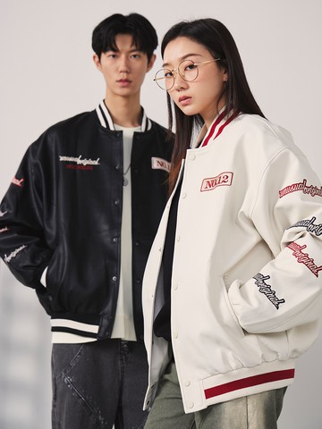 潮流側邊繡字皮外套