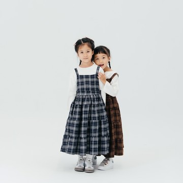 QUEENSHOP_F 童裝 格紋兩穿可拆式吊帶洋裝 兩色售 M/L/XL 現+預 【01087209】