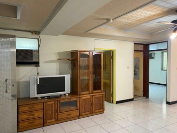 正東區崇德路市醫旁屋況佳三房華廈｜台南市東區崇德路