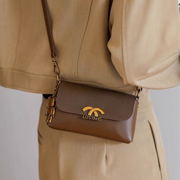 法國MKDA真皮小包包女2025新款高級質感復古小方包百搭單肩斜挎包