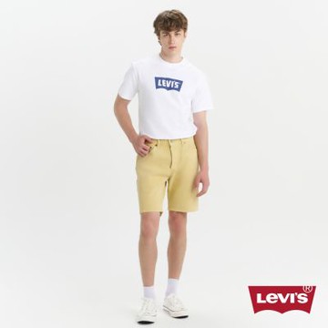 Levis Fresh夏日水果吧系列 膝上排釦直筒牛仔短褲 / 純天然植物染色工藝 / 褲管不收邊