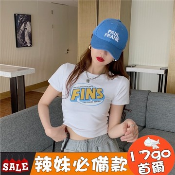 台灣現貨🔥 D40 修身短版露臍上衣女 夏季韓版洋氣百搭印花字母短袖T恤衫 短版T恤 短版上衣 短袖女生T恤 顯瘦上衣