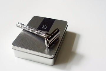 【男友禮物】男性手動金屬刮鬍刀|金屬禮盒|