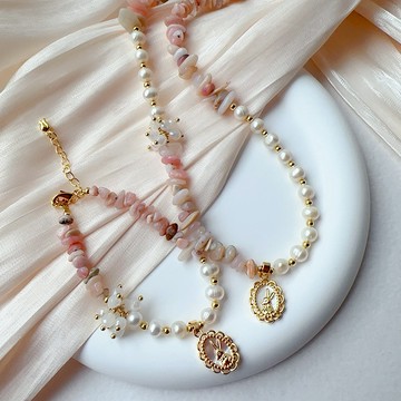 🎁新年快樂🎁快速出貨『1+1獨家組合』【OCTOBER 16Th】天然晶石巴洛克珍珠貝殼兔子多巴胺項鍊手鍊組＃CRY6021 開運 生日禮物 閨蜜禮物 情人節禮物 交換禮物 客製化禮物0223