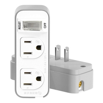 iPlus+ 保護傘 1切2座3變2小壁插 PU-1122A 新安規 台灣製