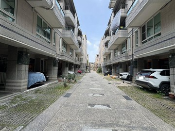 鳳翔國中小學區 | 双桔市社區型靜巷車墅｜高雄市鳳山區祥和街