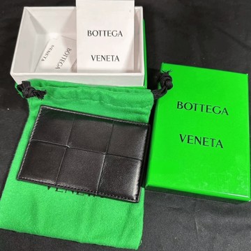 【NICE 歐美日韓代購】24SS BOTTEGA VENETA 潮流精品經典羊皮編織卡包 卡夾 短夾