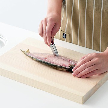 家事問屋日本製不鏽鋼拔刺去骨夾