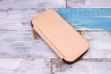 【切線派】意大利植鞣革純手工真皮護照包旅行收納錢包長款原色