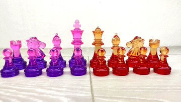 客製化樹脂西洋棋套裝附棋盤 |特大號尺寸 2.75 英吋（7 公分）|環氧樹脂