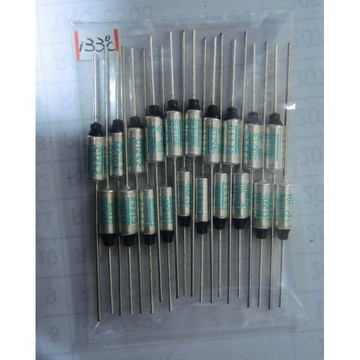 NF-10-133 日本NEC溫度保險絲 133度 250V/10A目前(附兩個壓接銅管)