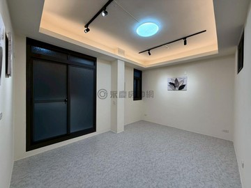 大里蛋黃區中興商圈稅捐處旁免爬高二樓三房美寓｜台中市大里區中興路二段