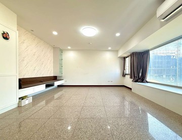 ⭐️北區科博館｜稀有釋出｜中港博寶｜超大四房車位⭐｜台中市北區華富街