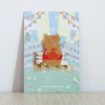 黃阿瑪的後宮生活 後宮運動代表琺瑯徽章  尺寸約3*3.5cm 金屬材質  招弟  1個