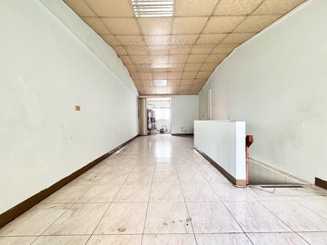 衛武營｜活巷透天｜自住收租皆適合｜高雄市苓雅區武營路