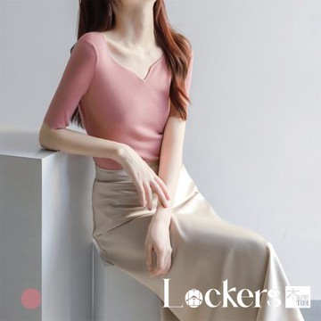 【Lockers 木櫃】法式短袖冰絲針織T恤 L113051304