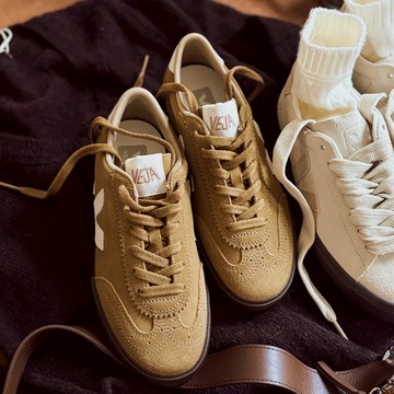 法國 VEJA 經典小白鞋 VOLLEY 德訓鞋 焦糖棕 女 - 女 EUR 38 (US 7)