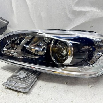 13-18款沃爾沃 XC60 高配氙氣大燈原廠大燈總成原裝前大燈頭燈