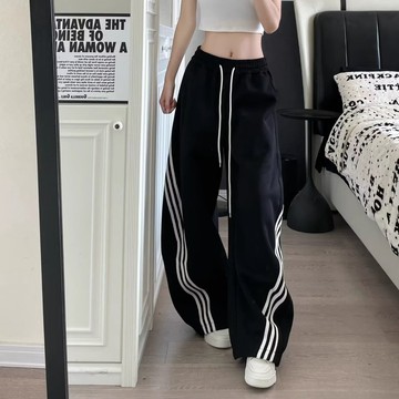 𝒚𝒐𝒖𝒓® 𝒔𝒕𝒖𝒅𝒊𝒐|TINB 美式複古 三條槓 黑色休閒衛褲 寬鬆闊腿 垂感 彎刀褲 爵士 跳舞褲 Y71