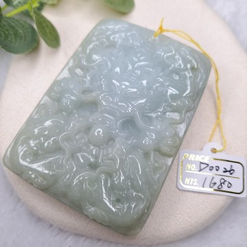逸品軒~天然緬甸玉A貨-D0026-九龍牌墜子 長73.7mm寬54mm厚11.6mm 種水好，寓意「步步高升」