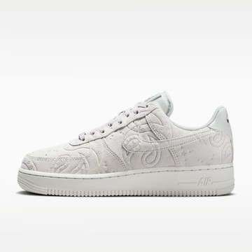 Nike 耐吉 W Air Force 1 07 PRM+ IO1259-002 女 運動休閒鞋 復古鞋 壓紋 霧灰