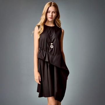 不對稱抽皺連身洋裝